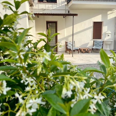 Il Vicolo Aparthotel Condove Exteriör bild